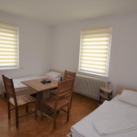 Nuertingen Zimmer Luaran gambar