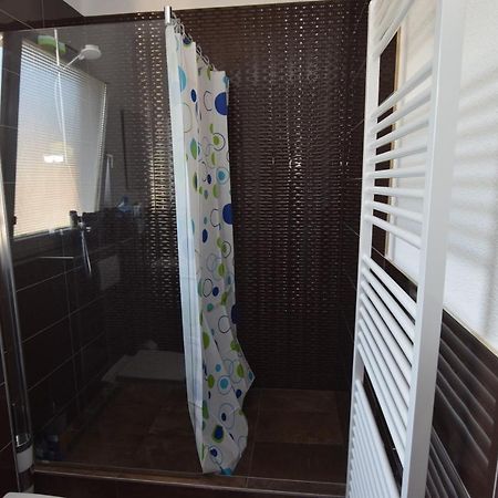 Nuertingen Zimmer Luaran gambar