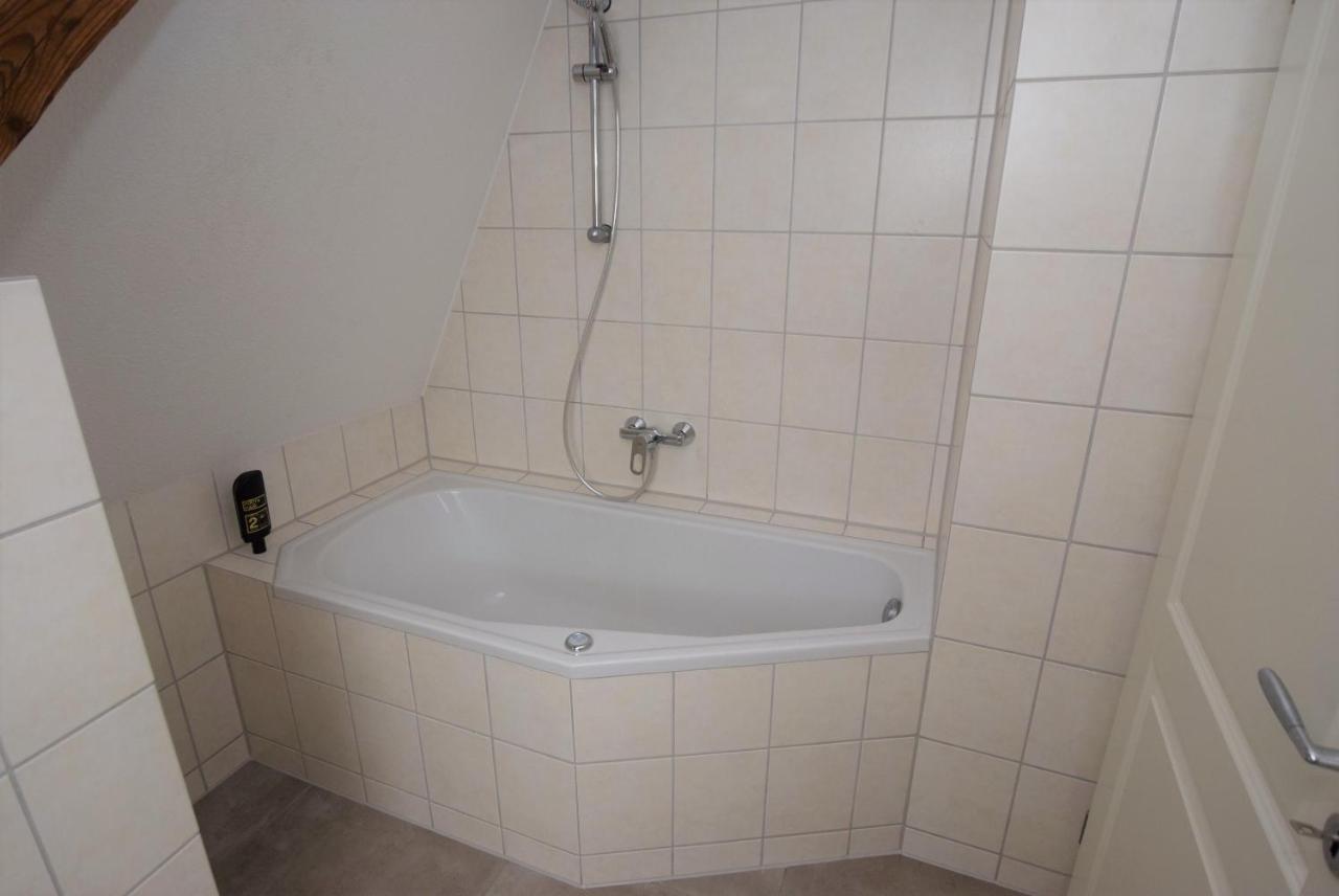 Nuertingen Zimmer Luaran gambar