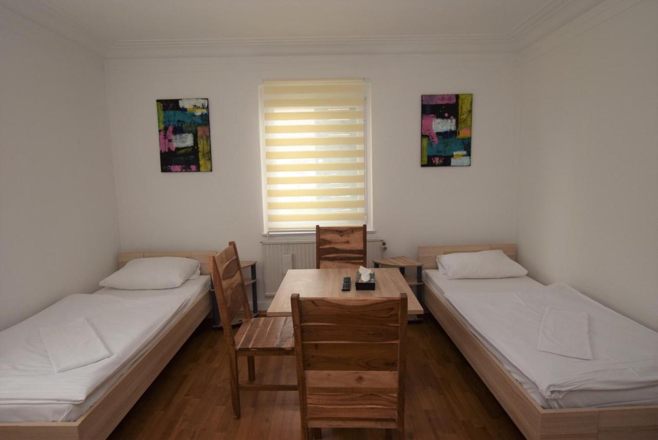 Nuertingen Zimmer Luaran gambar