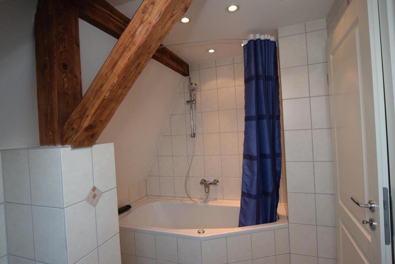 Nuertingen Zimmer Luaran gambar